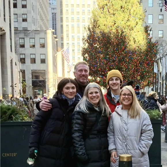 Meet your Posher, Jennifer - Picture 9 of 9